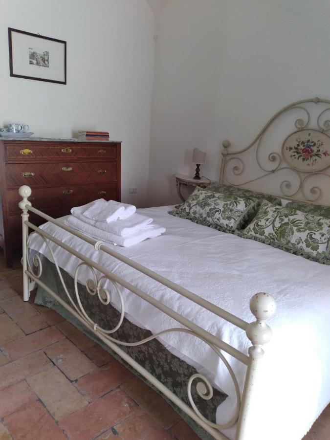 Appartamento L'Arco Romano Foligno Esterno foto
