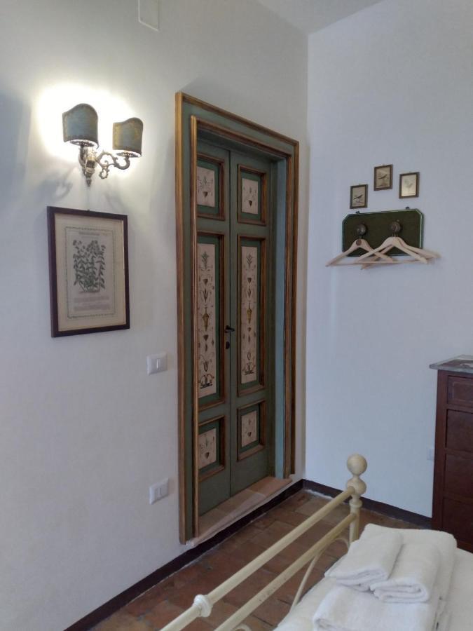 Appartamento L'Arco Romano Foligno Esterno foto