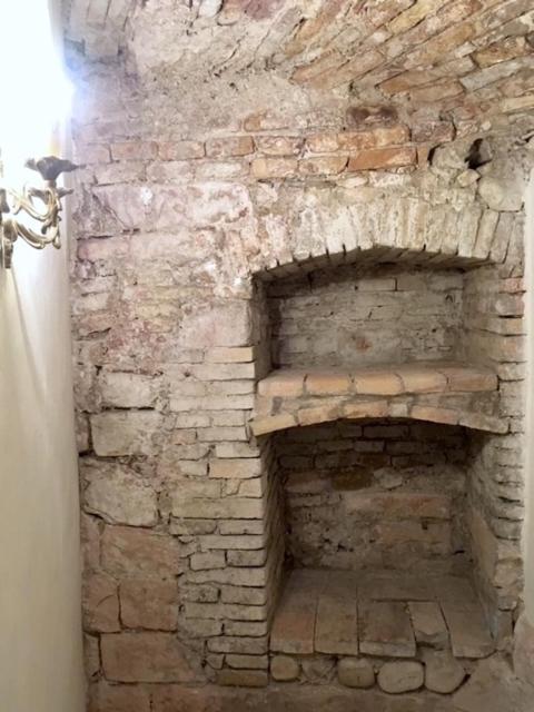 Appartamento L'Arco Romano Foligno Esterno foto